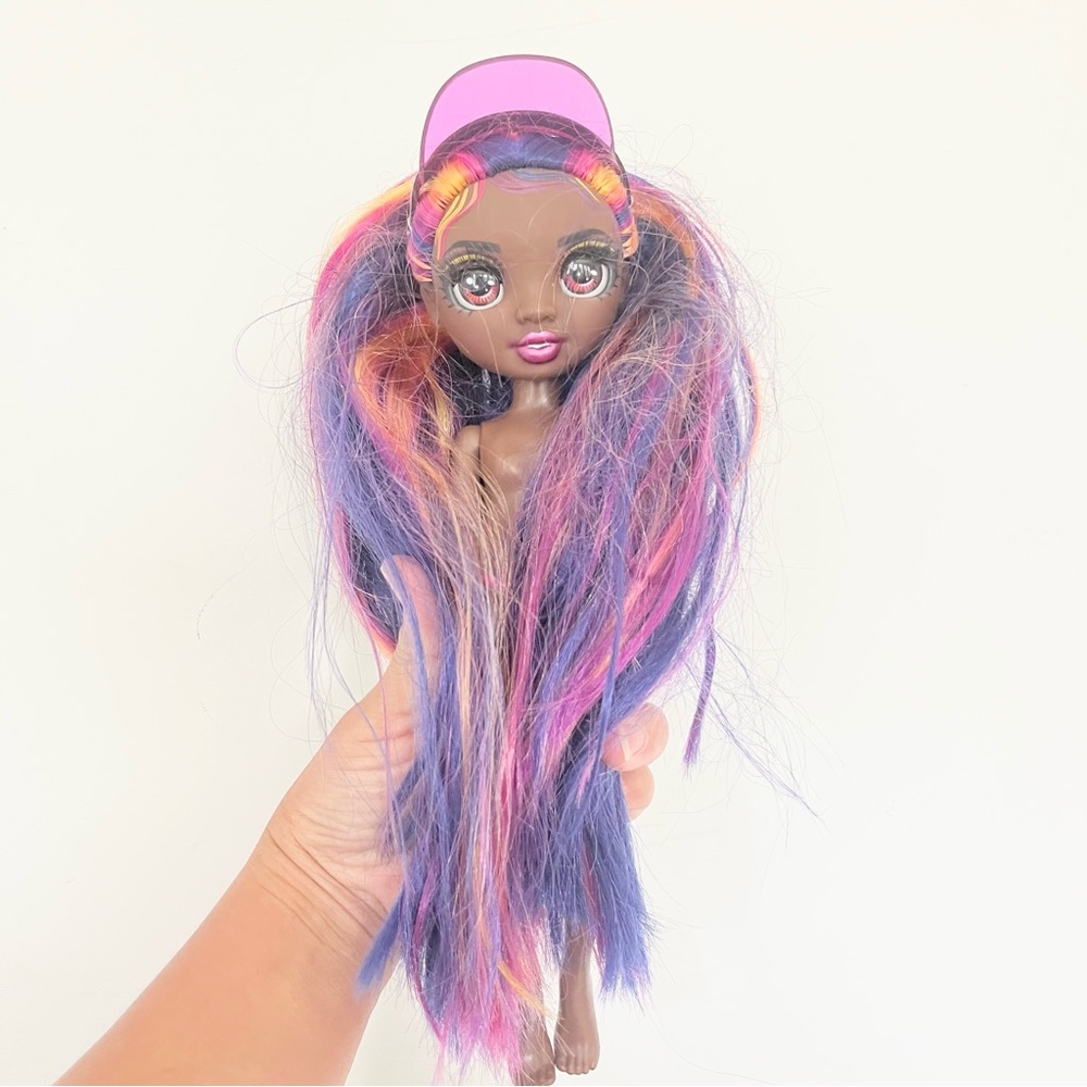 RAINBOW HIGH Pacific Coast Phaedra Westward Doll Purple & Pink Girls' Toy No Top